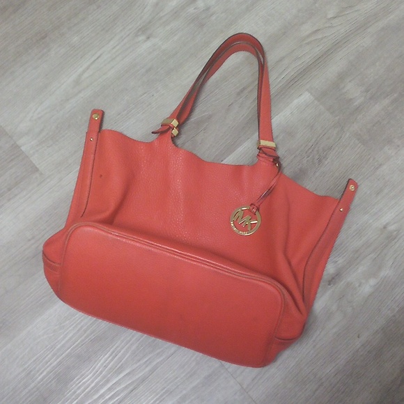 Michael Kors Vibrant Red Leather Tote Bag - Picture 1 of 3